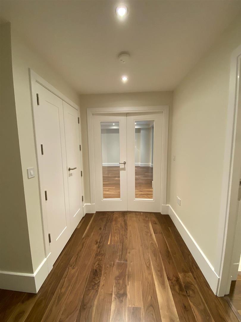 Image of Apartment - 1 Bedrooms - 2 Bathrooms for Rental in Midtown-Gibraltar, Image 6